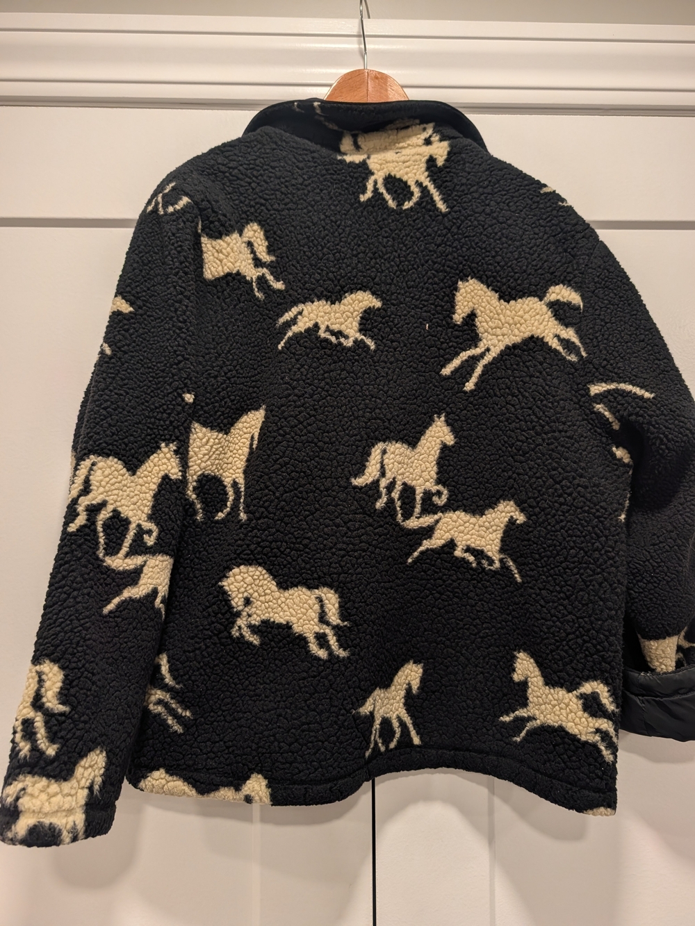 VINTAGE 90s Women's Horse Equestrian Print Black Sherpa Reversible Jacket Coat - Picture 5 of 10